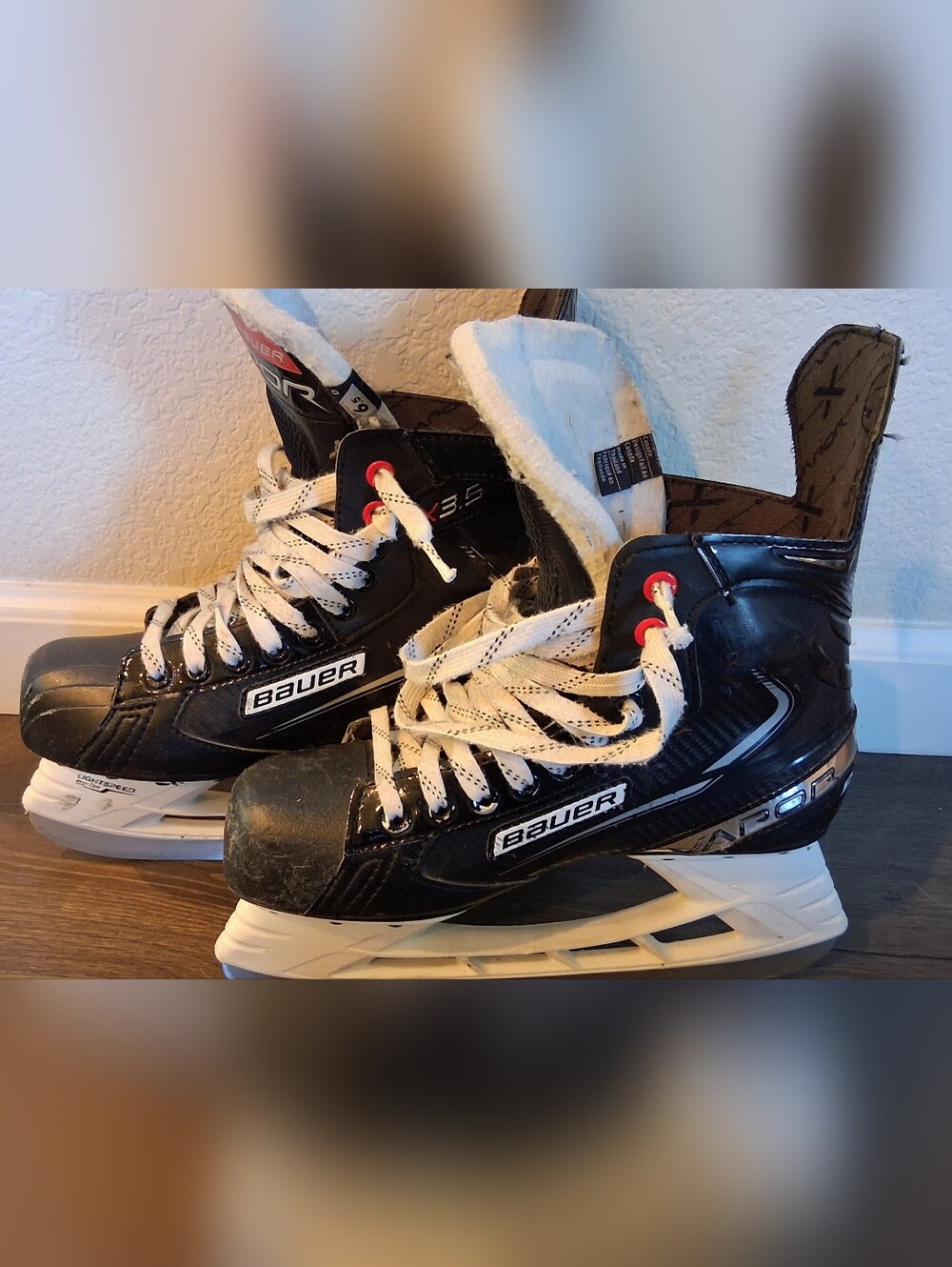 Bauer Black and White Men's Hockey Skates